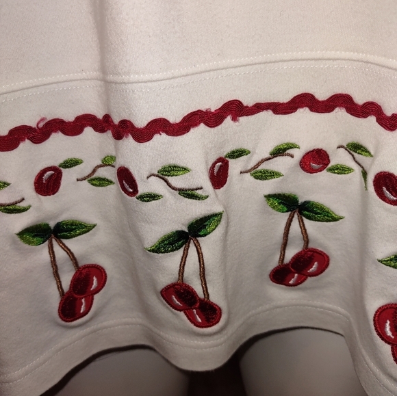 VINTAGE bechamel embroidered cherry v neck shirt - Picture 2 of 7